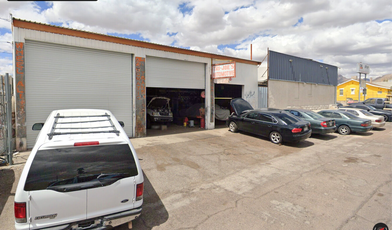 Tri Joe’s Automotive exterior in El Paso